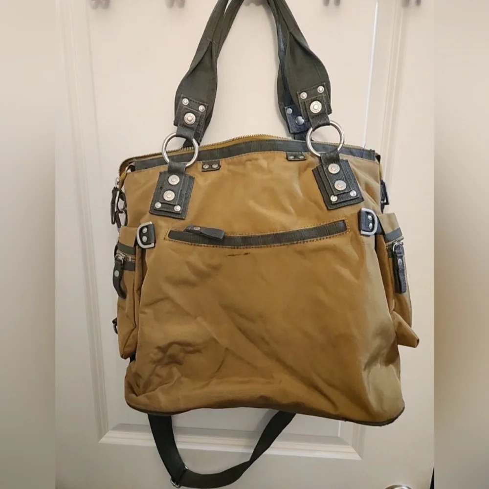 George Gina & Lucy Bag - Picture 2 of 5